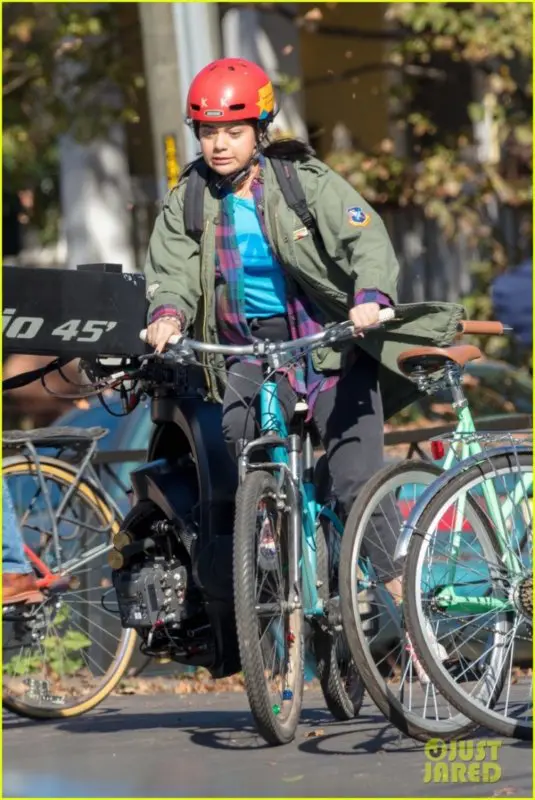 iman vellani ms marvel filming 05
