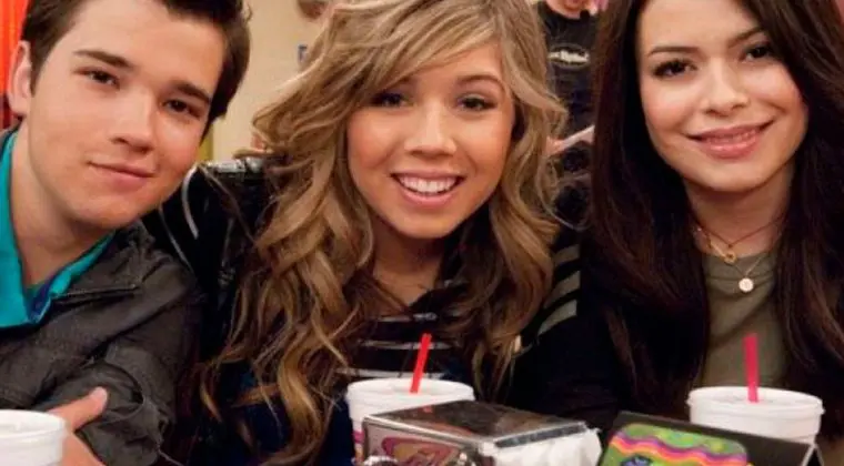 Imagen de Una actriz de iCarly se avergüenza de su carrera