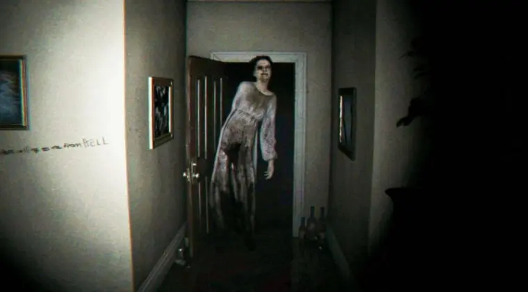 Imagen de Silent Hills (P.T.) con Hideo Kojima para PS5; ¿anunciado en The Game Awards?