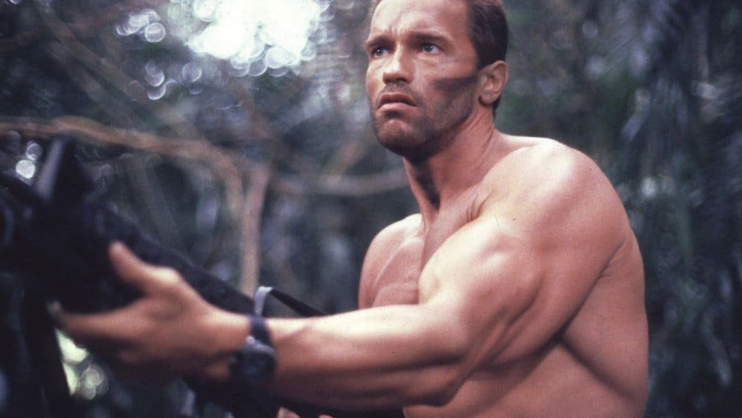 El vídeo de Arnold Schwarzenegger vacunándose contra la ...