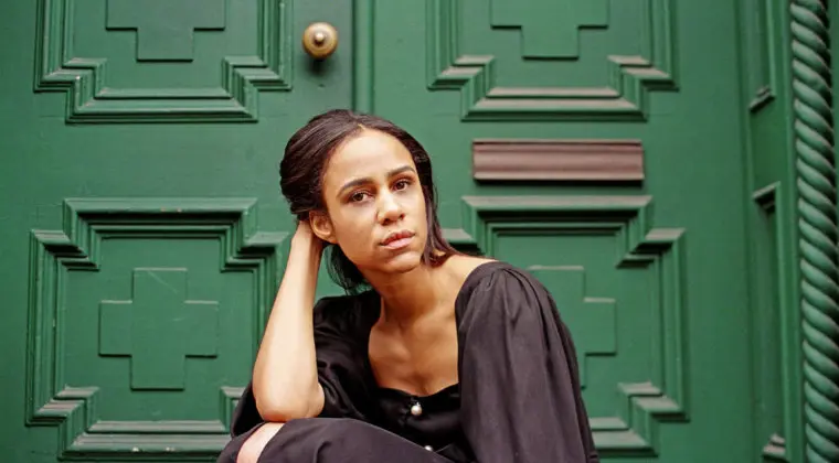 Imagen de Zawe Ashton dará vida a la villana de Capitana Marvel 2