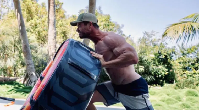 Imagen de La anécdota que demuestra que Chris Hemsworth está más fuerte que nunca en Thor: Love and Thunder