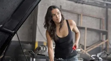 Imagen de Michelle Rodriguez también estará en Dragones y mazmorras junto a Chris Pine