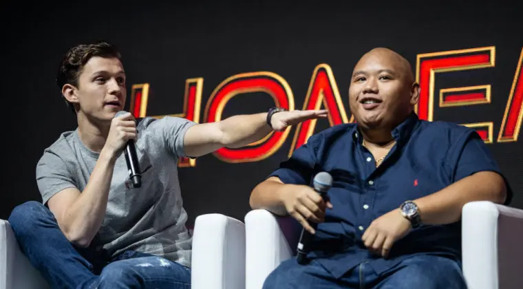 Imagen de Tom Holland y Jacob Batalon trolean a los fans anunciando títulos diferentes para Spider-Man 3
