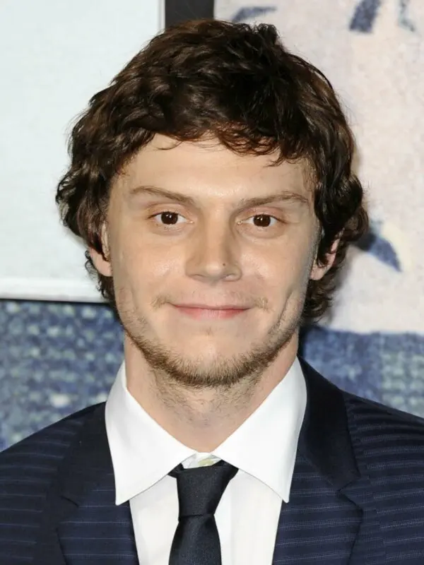 evan peters