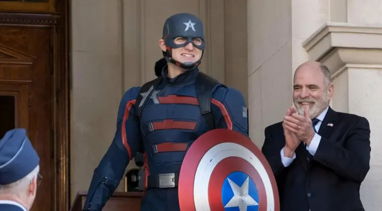 Imagen de Falcon y el Soldado de Invierno: Wyatt Russell (John Walker) hizo la audición para ser el Capitán América original