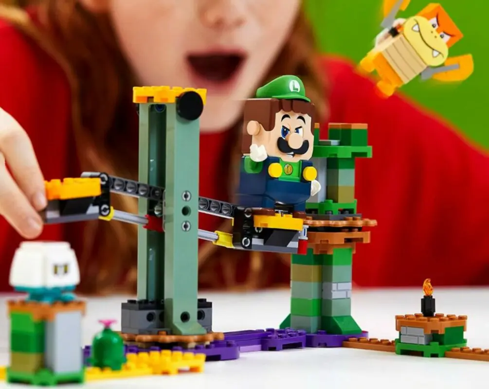 lego luigi2 1024x815 1