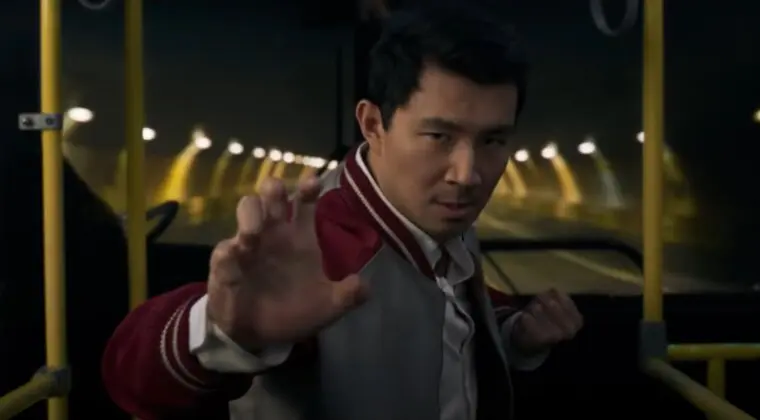 Imagen de Shang-Chi y la Leyenda de los diez anillos deslumbra con su esperado primer tráiler