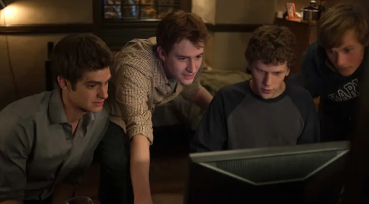 Imagen de Andrew Garfield y la frase de La Red Social con la que ganaría dinero en una situación extrema