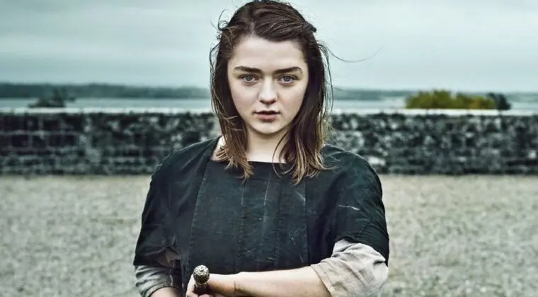 Imagen de Maisie Williams (Juego de Tronos) y su irreconocible look para su nuevo trabajo con Danny Boyle