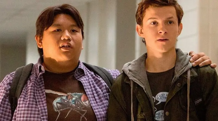 Imagen de Jacob Batalon, el mejor amigo de Spider-man, se transforma en murciélago en Reginald the Vampire