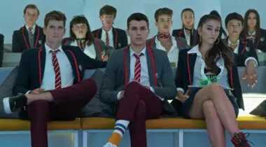 Imagen de Netflix renueva Élite por partida doble: tendrá sexta temporada y vuelve Historias breves