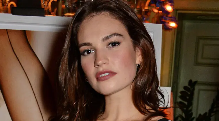 Imagen de Nueva foto de la impactante transformación física de Lily James para ser Pamela Anderson