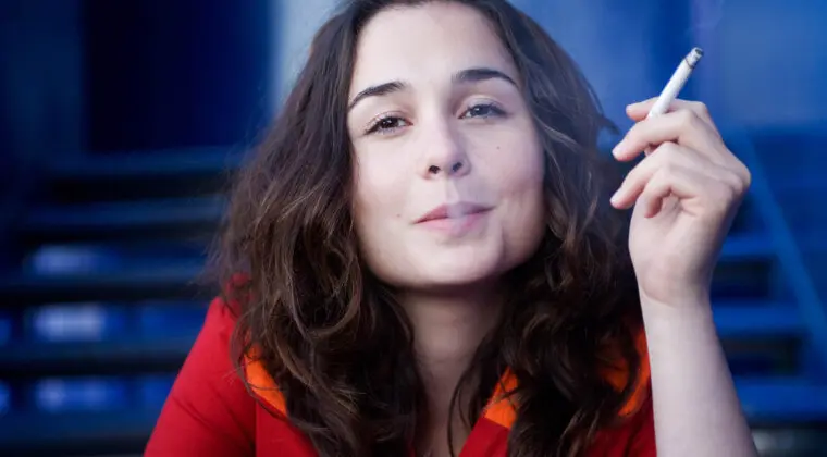 Imagen de Nadia de Santiago protagoniza El tiempo que te doy, la nueva serie de Netflix España