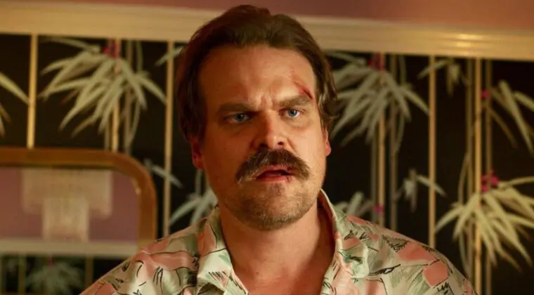 Imagen de David Harbour (Hopper en Stranger Things) adelanta detalles y novedades sobre su personaje en la serie