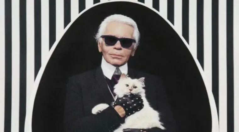 Imagen de Disney Plus da luz verde a la miniserie sobre Karl Lagerfeld, el famoso diseñador de moda