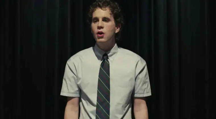Imagen de Querido Evan Hansen, la adaptación del fenómeno de Broadway, lanza su primer tráiler en español