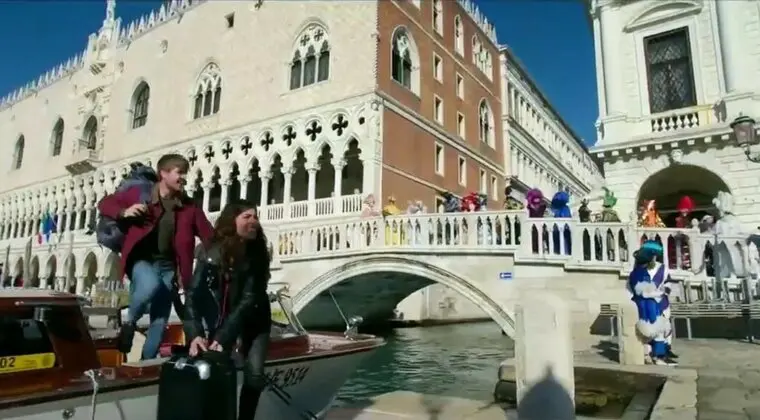 Imagen de Veneciafrenia es la última locura de Álex de la Iglesia tal y como verás en su primer tráiler