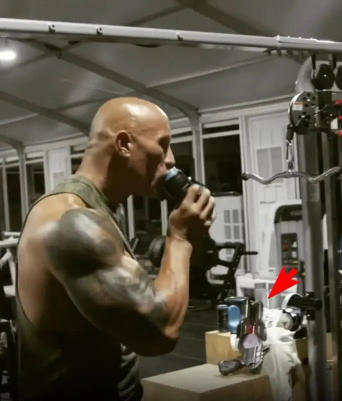 fortnite the rock 2 1