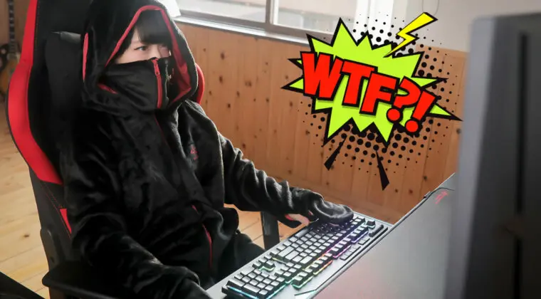 Imagen de Crean un surrealista traje gaming para que hagas tus cosas en el baño sin complicarte demasiado