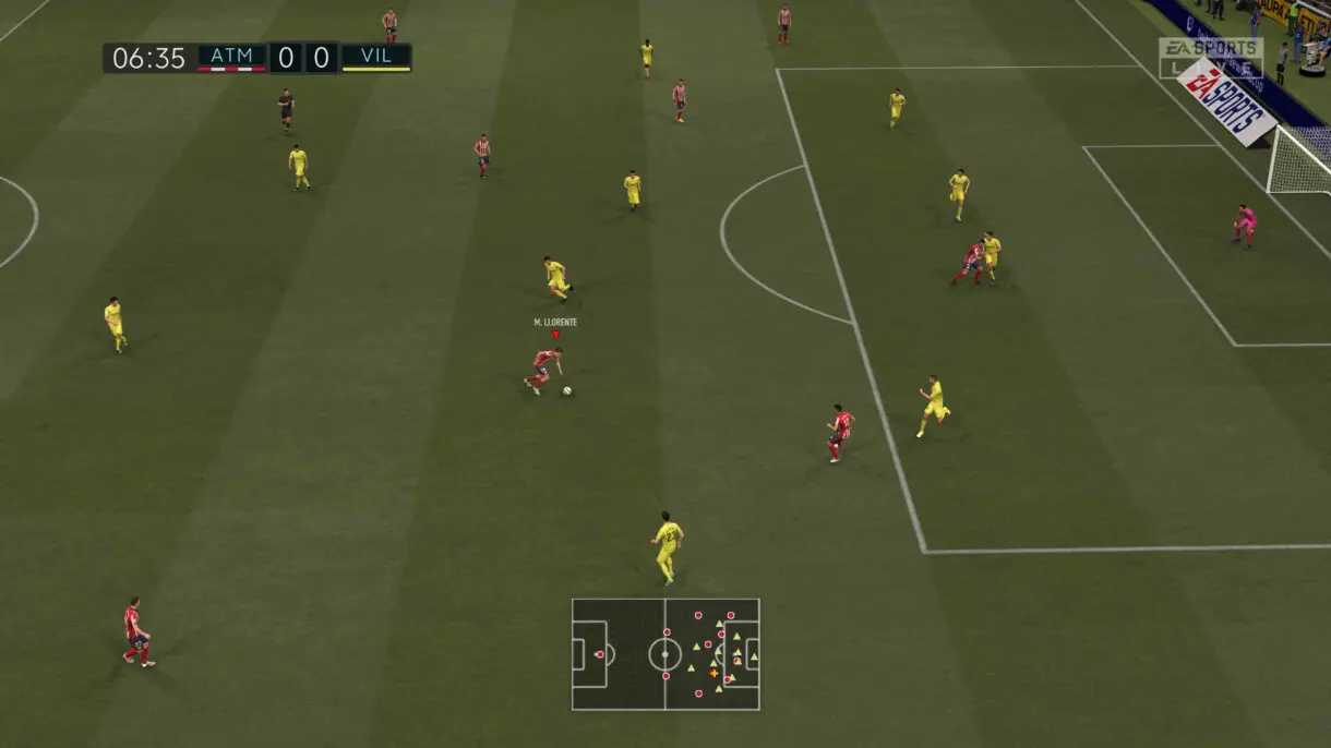 Mejores ajustes de cámara FIFA 21 Ultimate Team grúa variante 1
