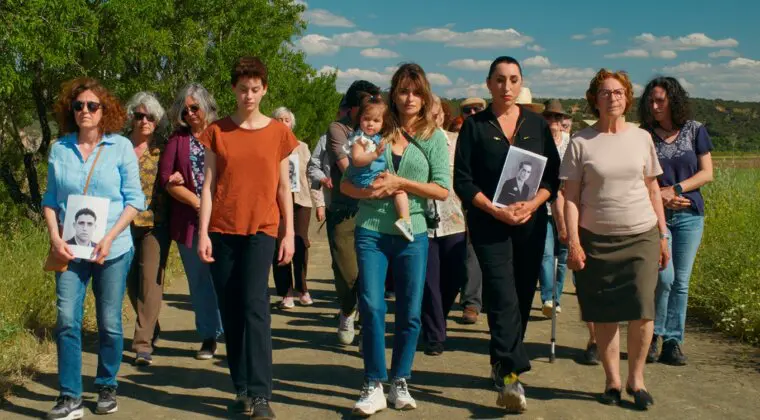 Imagen de Explico el final de Madres paralelas, la película de Pedro Almodóvar que triunfa en Netflix
