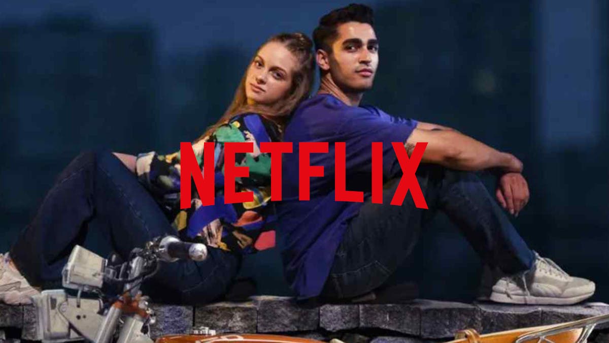 El logo de Netflix por encima de la película OVNI