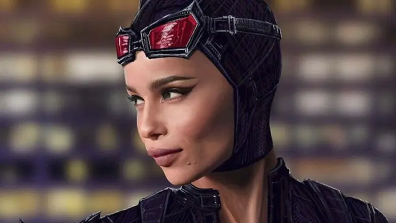 La hermosa Catwoman, en una fotografía mirando de lado
