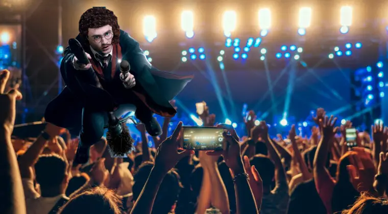 Imagen de Daniel Radcliffe aparece irreconocible y descamisado en el tráiler de su nueva película