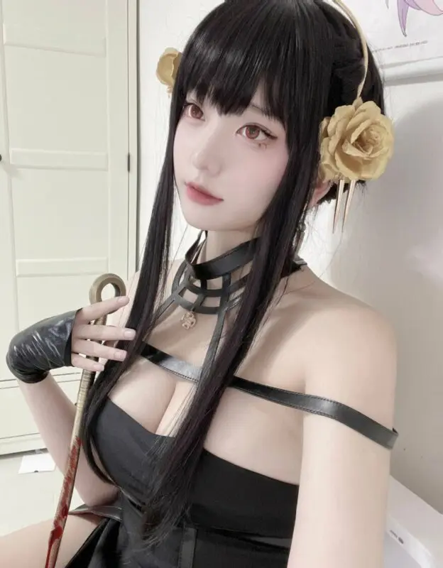 yor cosplay 2
