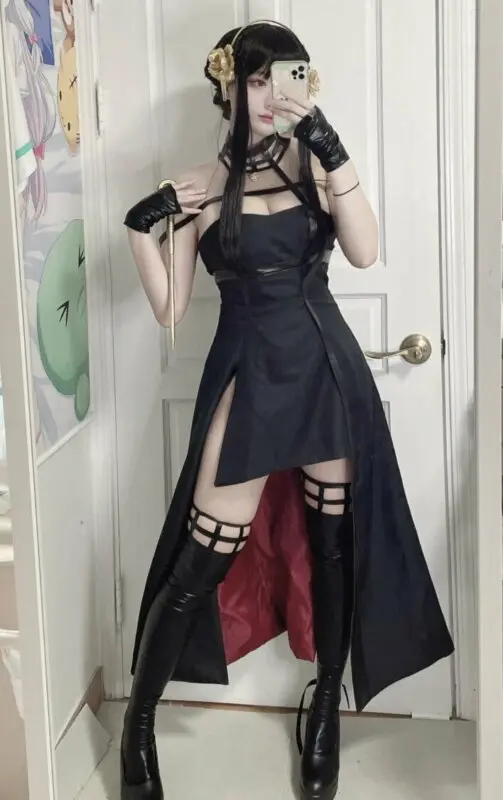 yor cosplay
