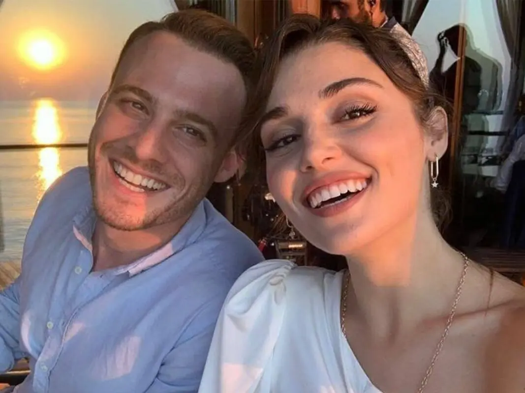 love is in the air Karem Bürsin Hande