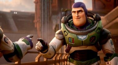 Imagen de ¿Brendan Fraser en el papel de Buzz? Así sería Lightyear si hubiese salido en los 90