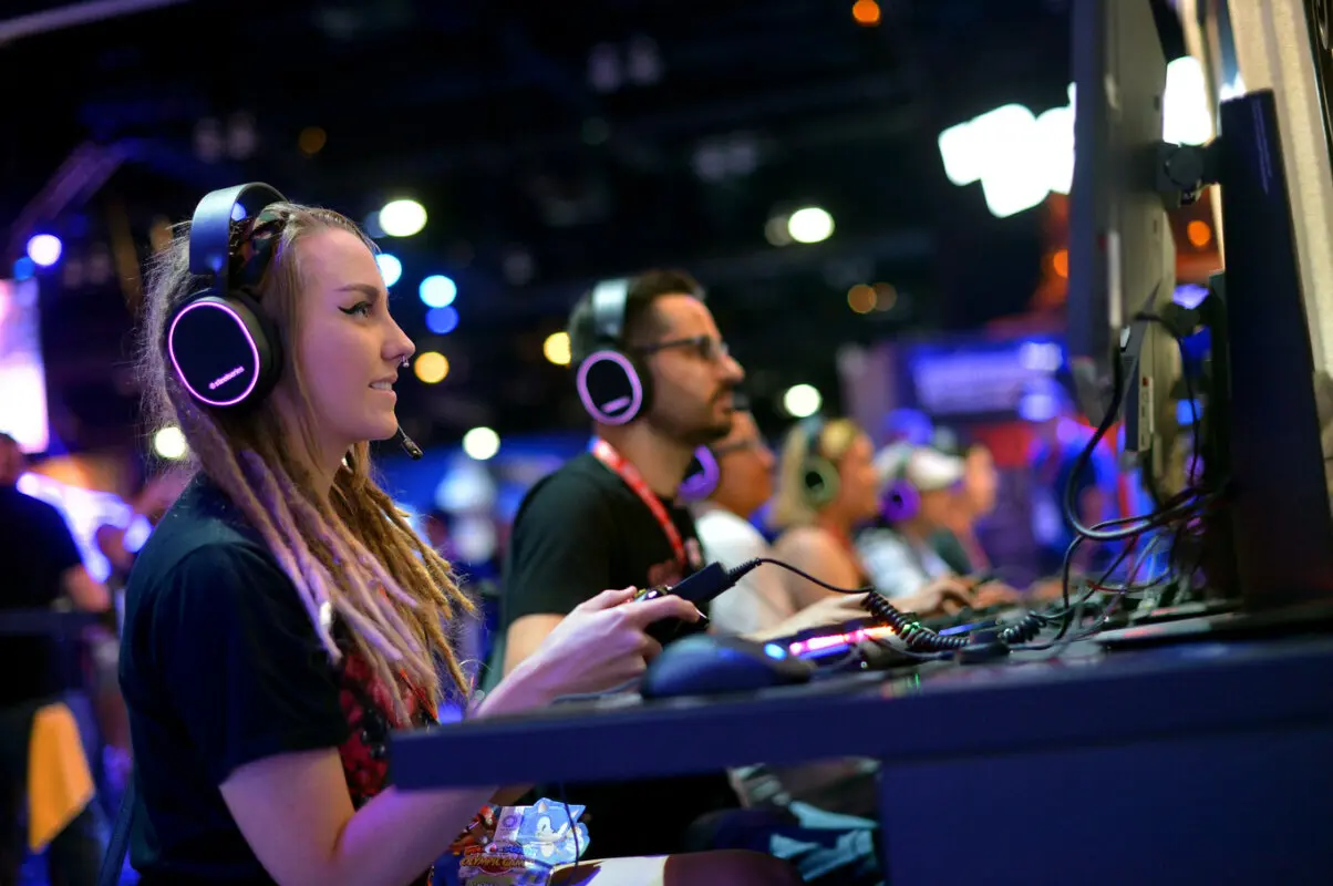 e3 2023