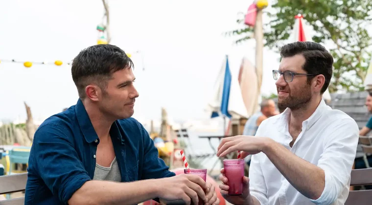 Imagen de Bros: Más que amigos, la comedia romántica LGTBIQ+ que Hollywood necesitaba