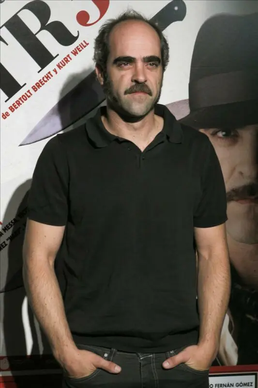 Luis Tosar bigote