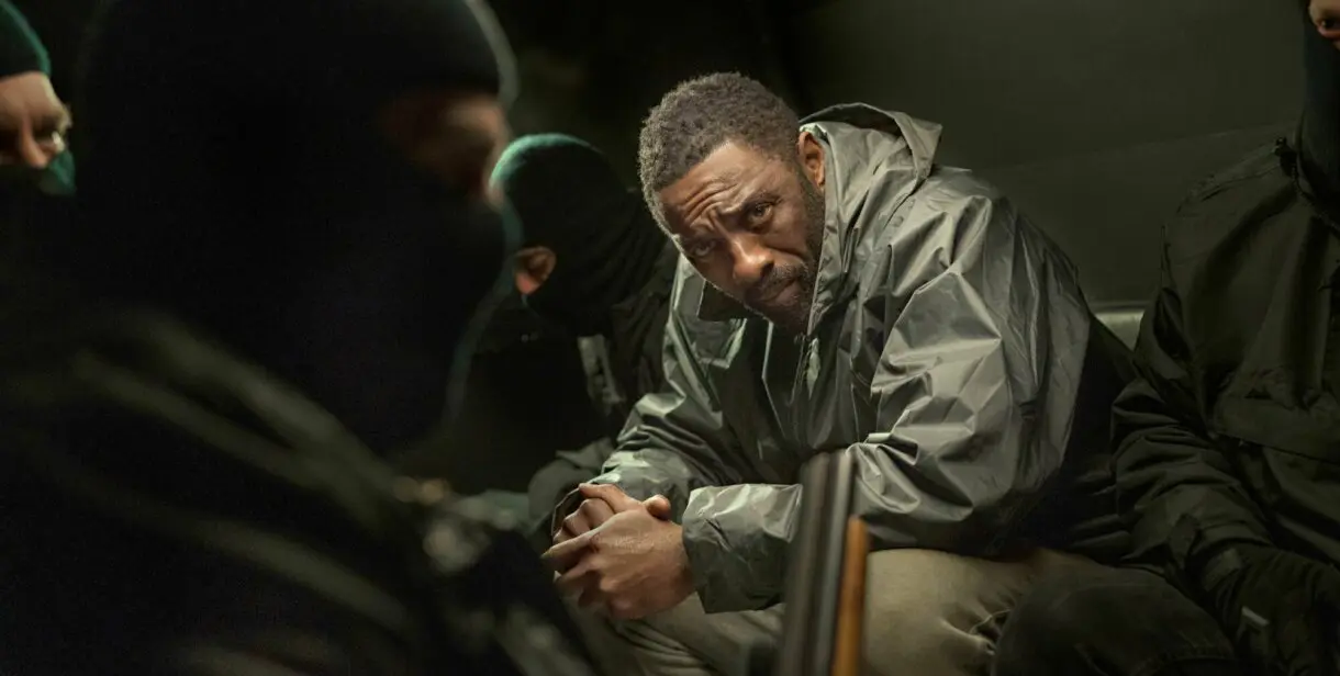 Luther cae la noche netflix