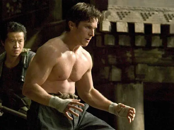 La imagen tiene un atributo ALT vacío; su nombre de archivo es batman-begins-christian-bale-wwwculturageekcom-ar-1.jpg