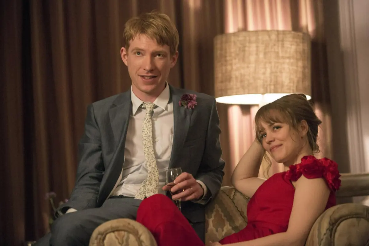 Domhnall Gleeson y Rachel MacAdams en Una cuestión de tiempo.