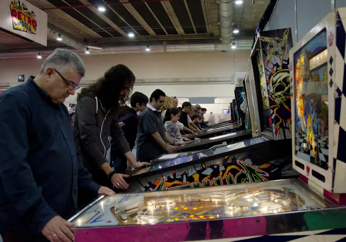retroworld 2