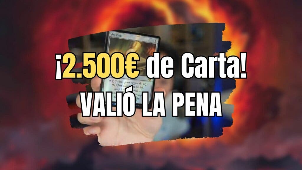 Enseñando la carta de Magic valorada en 2.500€
