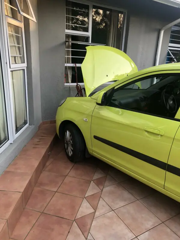 Usando el coche como generador de luz
