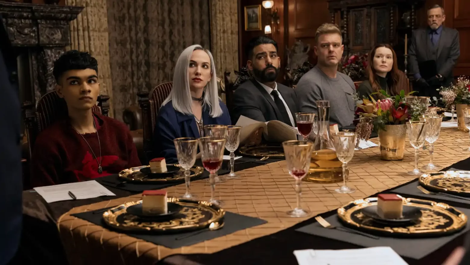la caida de la casa usher NETFLIX