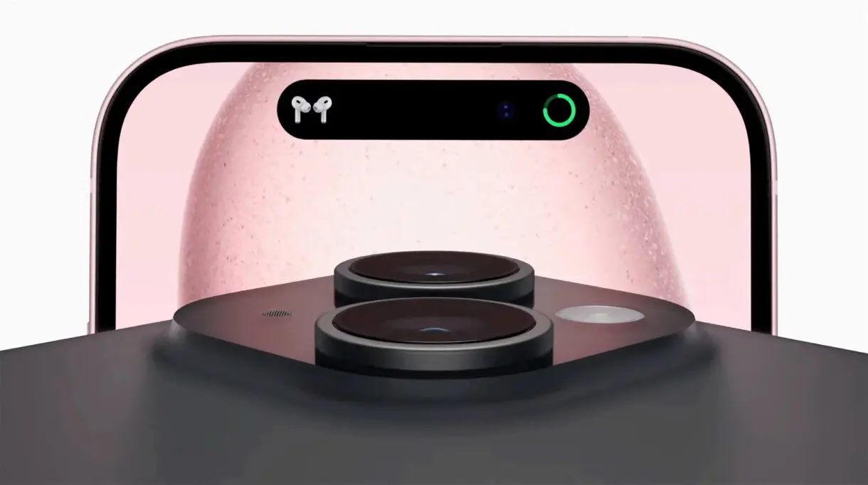 iPhone 15.