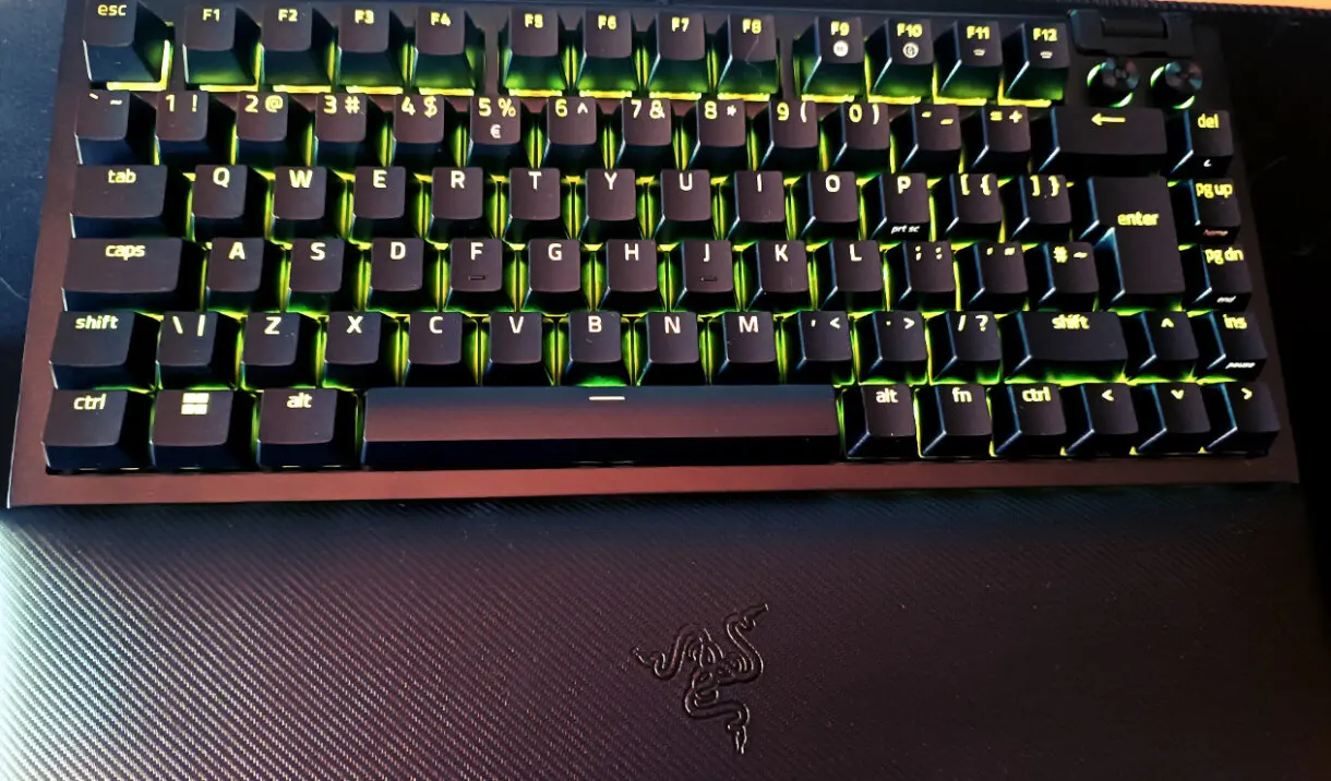 Razer BlackWidow V4 75%