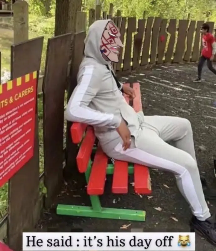 1098