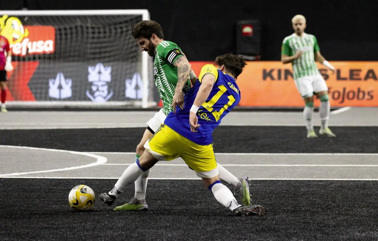 xBuyer Team vs Los Troncos FC kings league