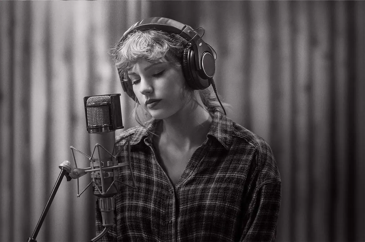 Folklore: The Long Pond Studio Sessions