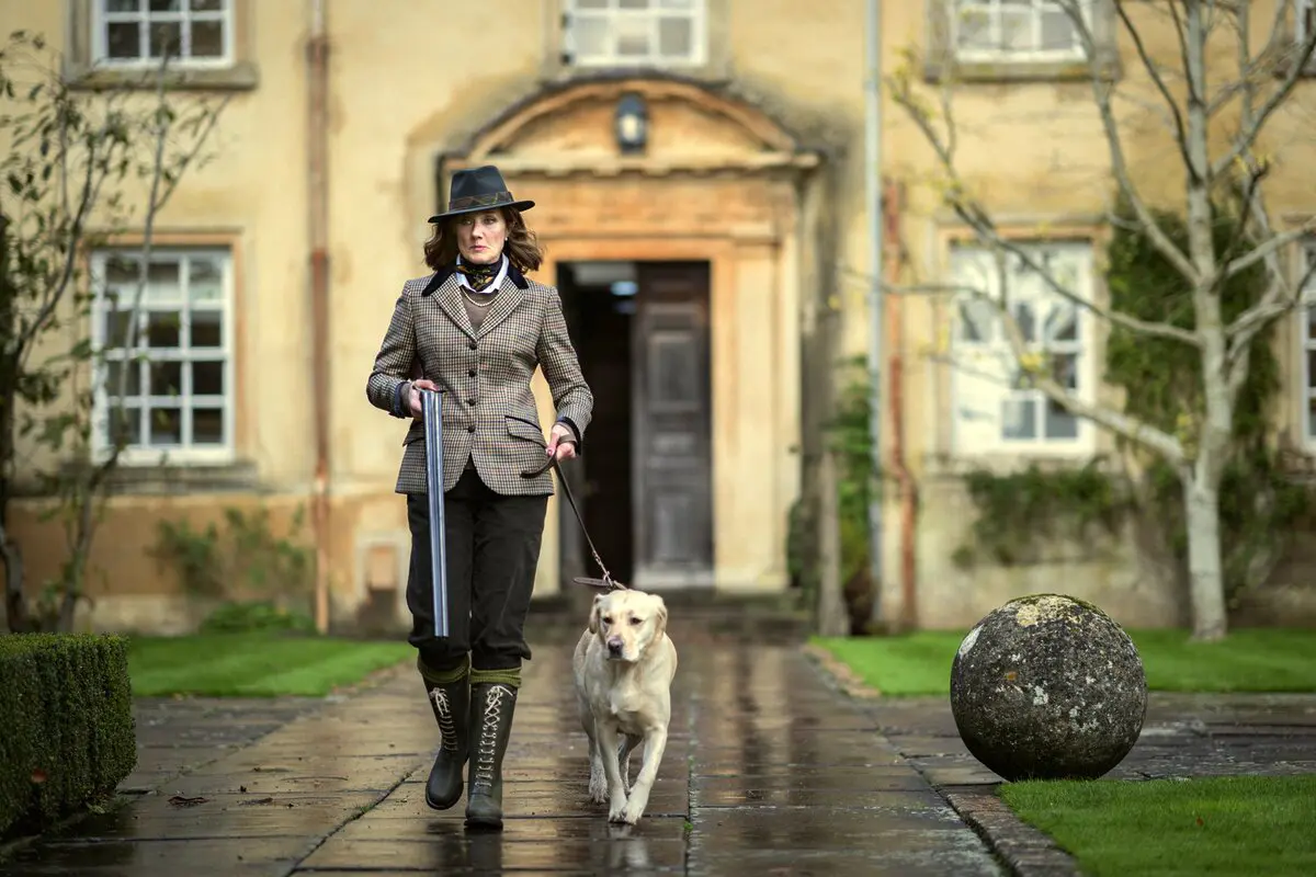 Joely Richardson es Lady Sabrina