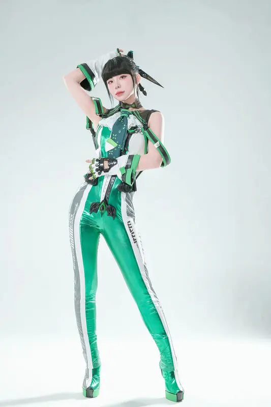 Así es el primer Cosplay de Eve de Stellar Blade